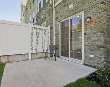 161 Jasmine Drive - Photo Thumbnail 38