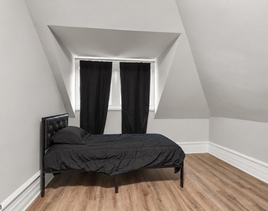 1 Franklin Pl - Photo Thumbnail 10