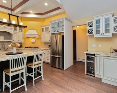 506 Windemere Ave - Photo Thumbnail 9