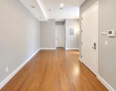 241 Jefferson Street - Photo Thumbnail 2