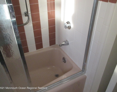354c Dorchester Drive - Photo Thumbnail 12
