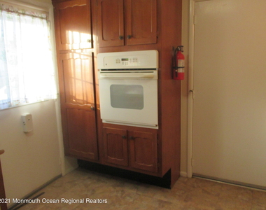 354c Dorchester Drive - Photo Thumbnail 6