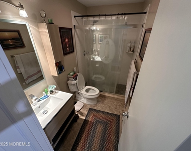 303 Sunset Avenue - Photo Thumbnail 6
