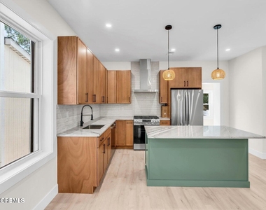 817 Central Avenue - Photo Thumbnail 5