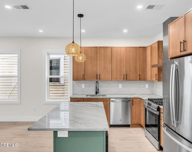 817 Central Avenue - Photo Thumbnail 6