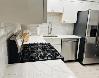 14 Cooper Court - Photo Thumbnail 6