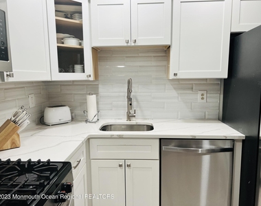 14 Cooper Court - Photo Thumbnail 8