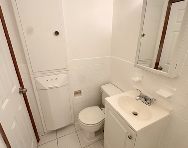 East 61 Street - Photo Thumbnail 1