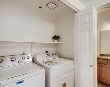 1825 W Ray Road - Photo Thumbnail 16