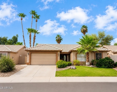 6322 W Potter Drive - Photo Thumbnail 1