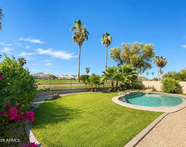 6322 W Potter Drive - Photo Thumbnail 19