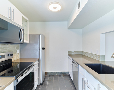 3600 N Hayden Road - Photo Thumbnail 7