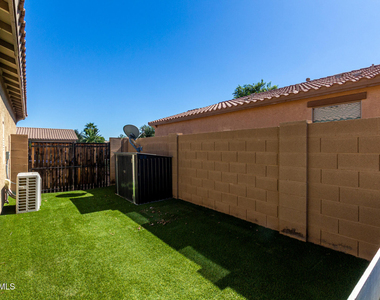 18864 N Lariat Road - Photo Thumbnail 22