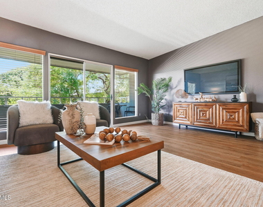 1201 E Rose Lane - Photo Thumbnail 1