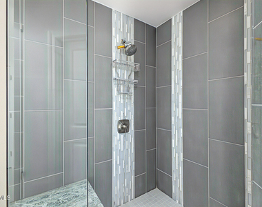 8714 E Clarendon Avenue - Photo Thumbnail 19