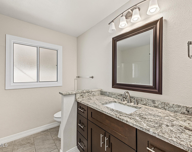 8714 E Clarendon Avenue - Photo Thumbnail 26