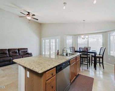 1261 W Canary Way - Photo Thumbnail 3
