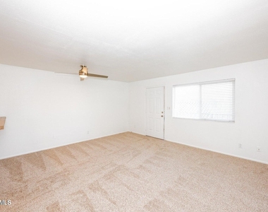 700 W University Drive - Photo Thumbnail 6
