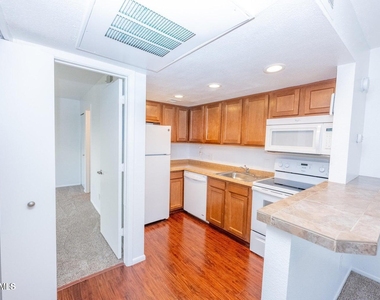 700 W University Drive - Photo Thumbnail 1