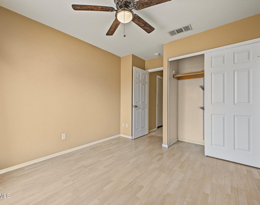 22462 N 107th Drive - Photo Thumbnail 21