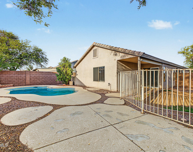 22462 N 107th Drive - Photo Thumbnail 29
