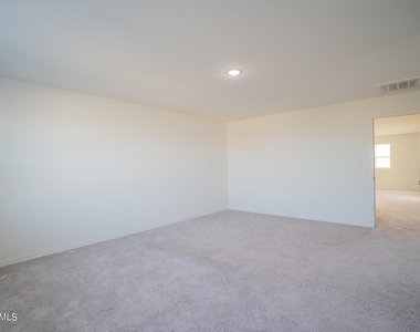 4711 N 193rd Drive - Photo Thumbnail 28