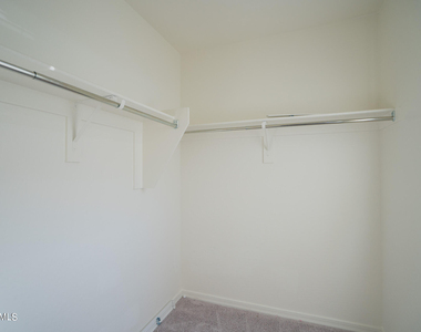 4711 N 193rd Drive - Photo Thumbnail 18