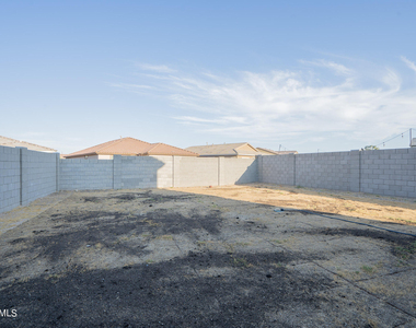 4711 N 193rd Drive - Photo Thumbnail 37