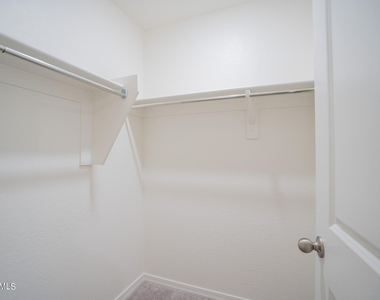 4711 N 193rd Drive - Photo Thumbnail 26