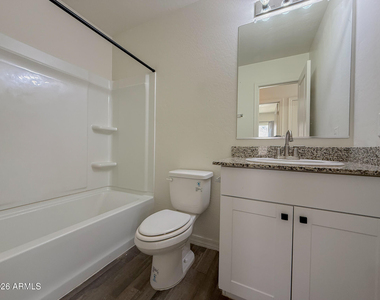 225 W Dewey Avenue - Photo Thumbnail 10