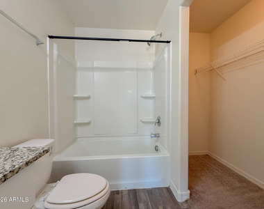 225 W Dewey Avenue - Photo Thumbnail 18
