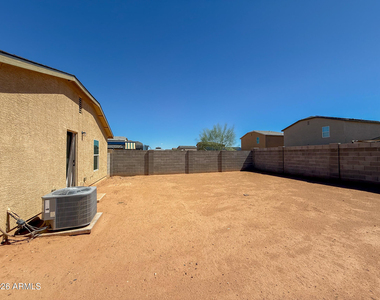 225 W Dewey Avenue - Photo Thumbnail 22