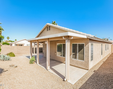 9329 W Beryl Avenue - Photo Thumbnail 14