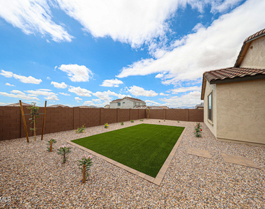 25413 N 172nd Lane - Photo Thumbnail 20