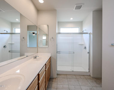 25413 N 172nd Lane - Photo Thumbnail 10