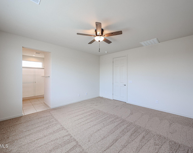 25413 N 172nd Lane - Photo Thumbnail 9