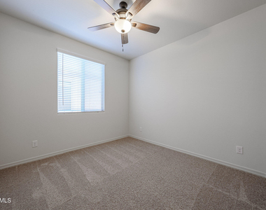 25345 N 172nd Drive - Photo Thumbnail 12