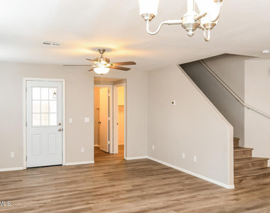 2358 E Spruce Drive - Photo Thumbnail 2