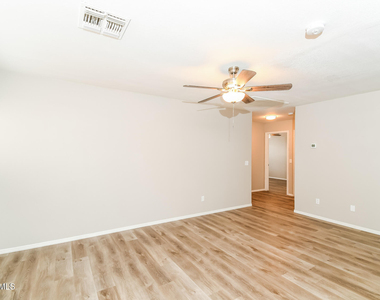 2358 E Spruce Drive - Photo Thumbnail 6