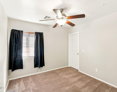 22593 W Solano Drive - Photo Thumbnail 10