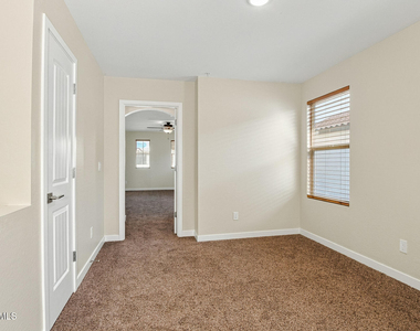 1880 N 208th Avenue - Photo Thumbnail 10