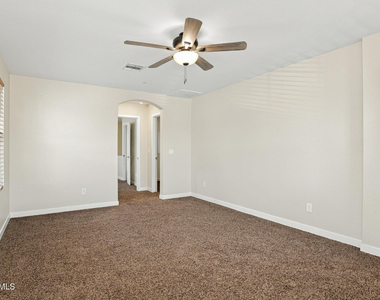 1880 N 208th Avenue - Photo Thumbnail 6