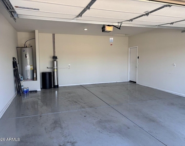 1043 W Avalon Canyon Drive - Photo Thumbnail 19