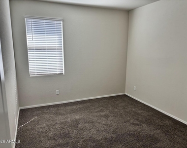 1043 W Avalon Canyon Drive - Photo Thumbnail 12
