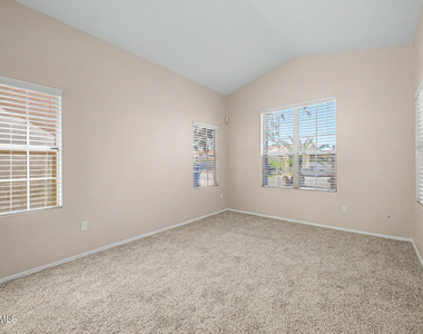 4106 E Ashurst Drive - Photo Thumbnail 6