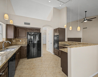 4106 E Ashurst Drive - Photo Thumbnail 18