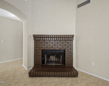 4106 E Ashurst Drive - Photo Thumbnail 15