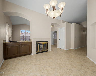 4106 E Ashurst Drive - Photo Thumbnail 10