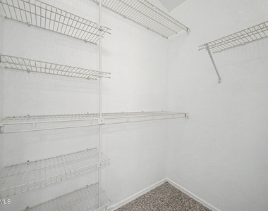 4106 E Ashurst Drive - Photo Thumbnail 31