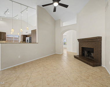 4106 E Ashurst Drive - Photo Thumbnail 14